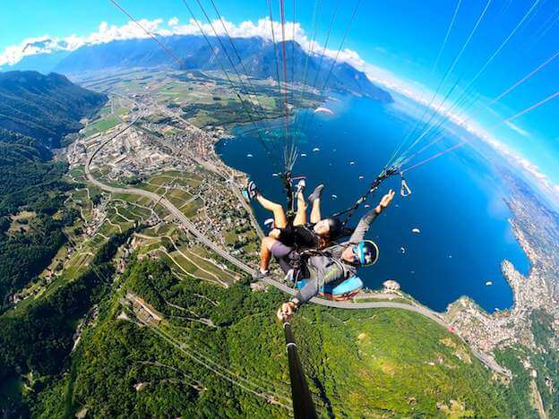 Student & Paragliding